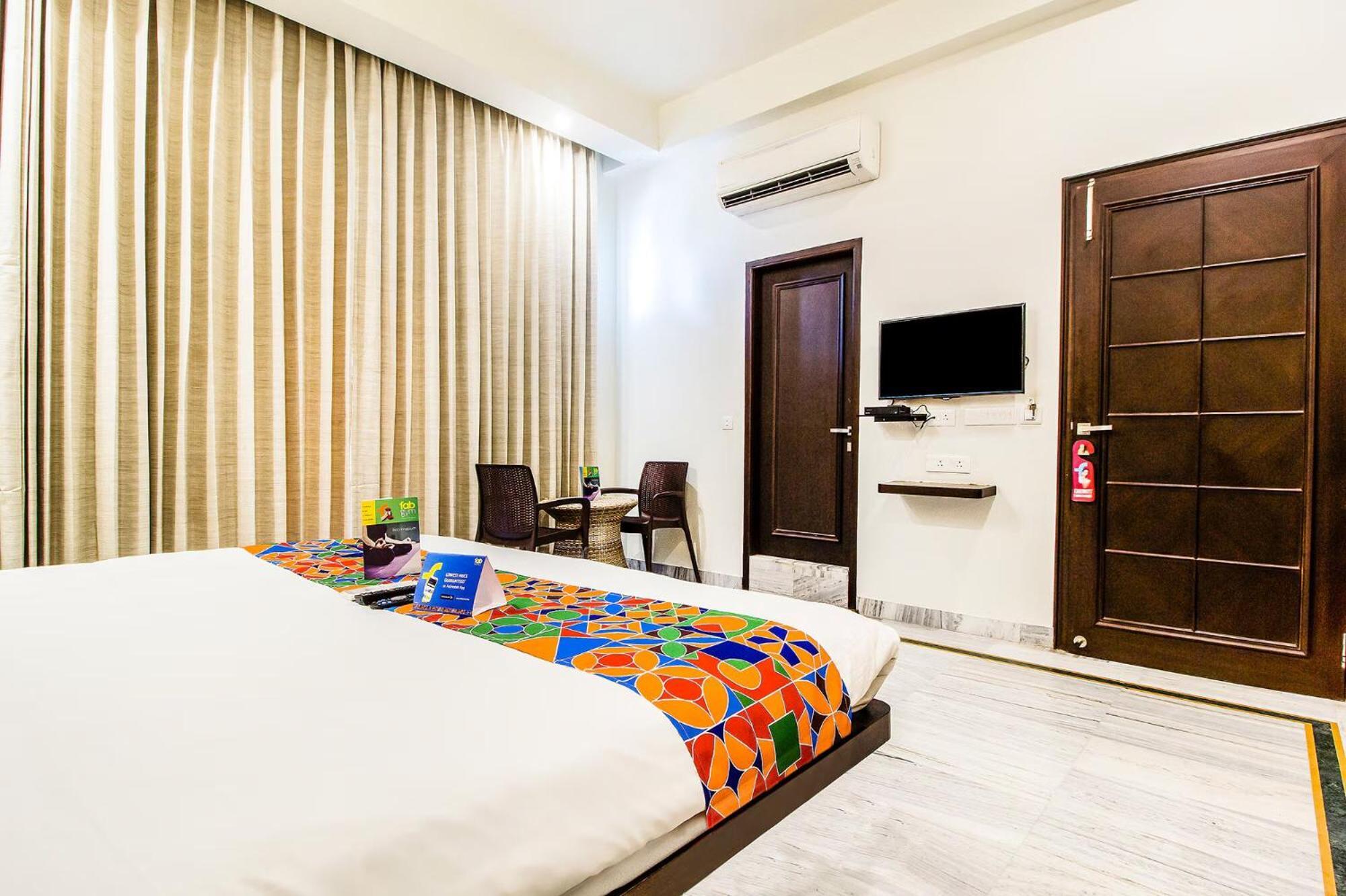 Fabhotel Jaipur Villa Extérieur photo